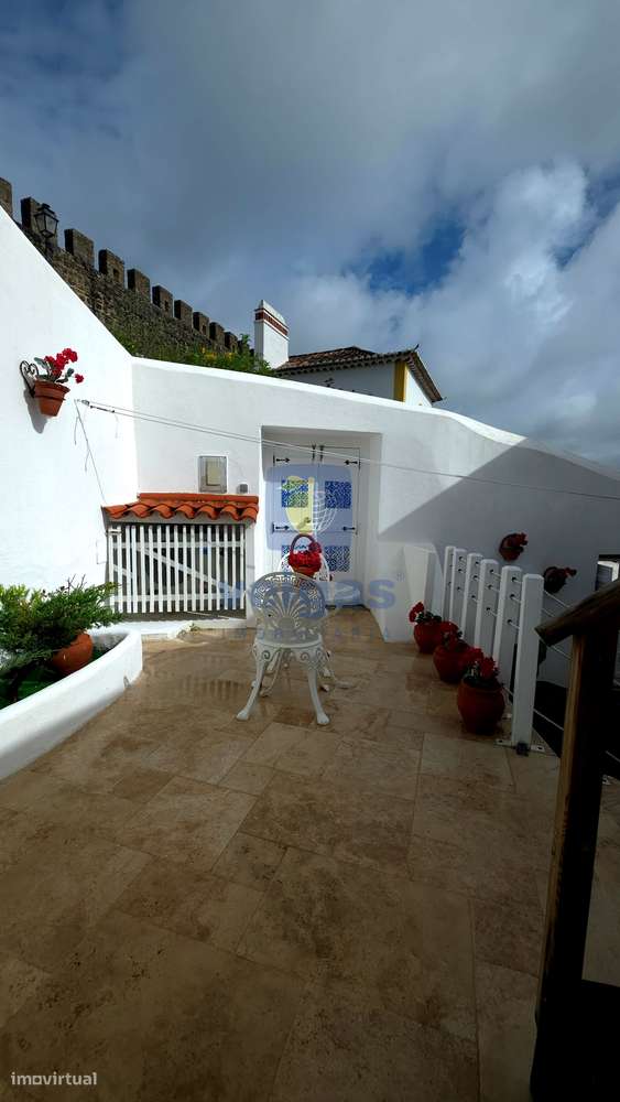 Moradia T1 renovada dentro das muralhas de Óbidos, com terraço, jardim-6