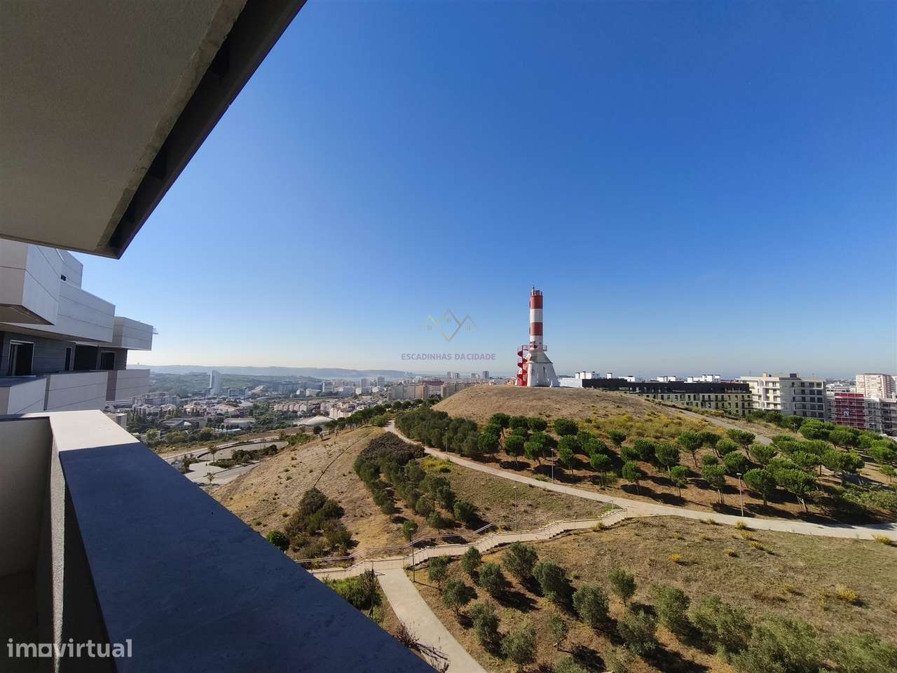 Penthouse T5 com varandas, 2 Garagens Box e Arrecadação, em Empreendim-54