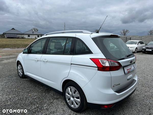 Ford Grand C-MAX - 5