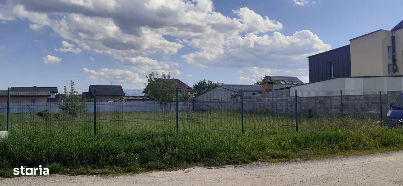 Exclusivitate! Vindem teren Harman cu autorizatie de contructie-7