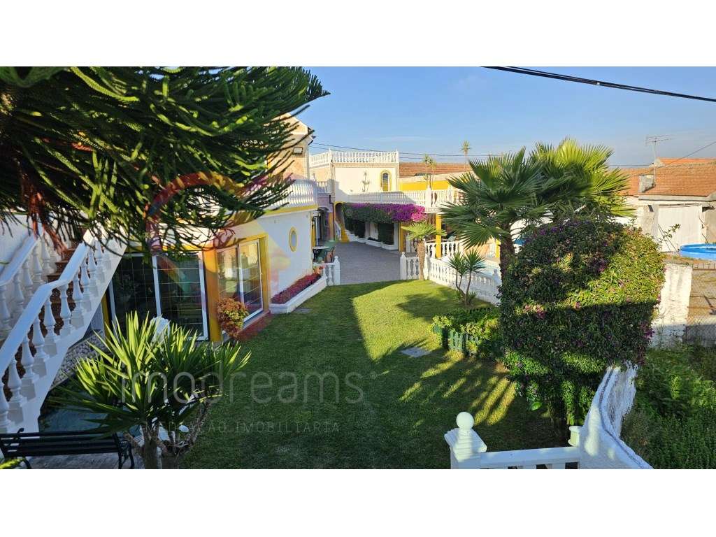 Moradia T6 com piscina + apartamento T1 em Esgueira, Aveiro-4