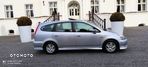 Honda Stream 2.0i ES - 17