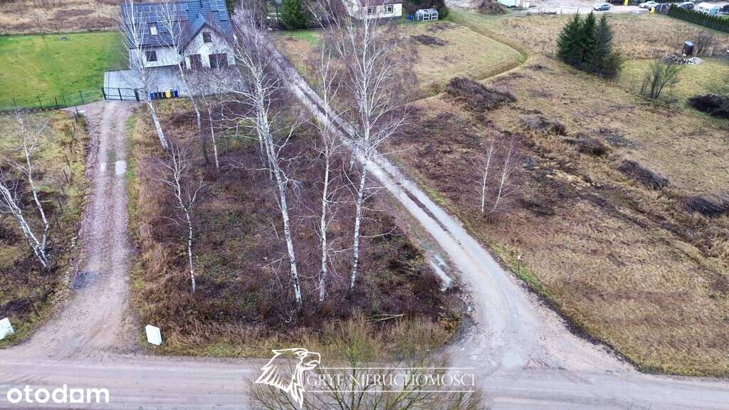 - Kształtna działka - atrakcyjna okolica --12