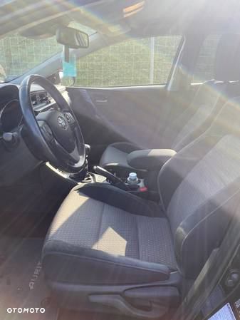 Toyota Auris 1.2 T Premium - 7