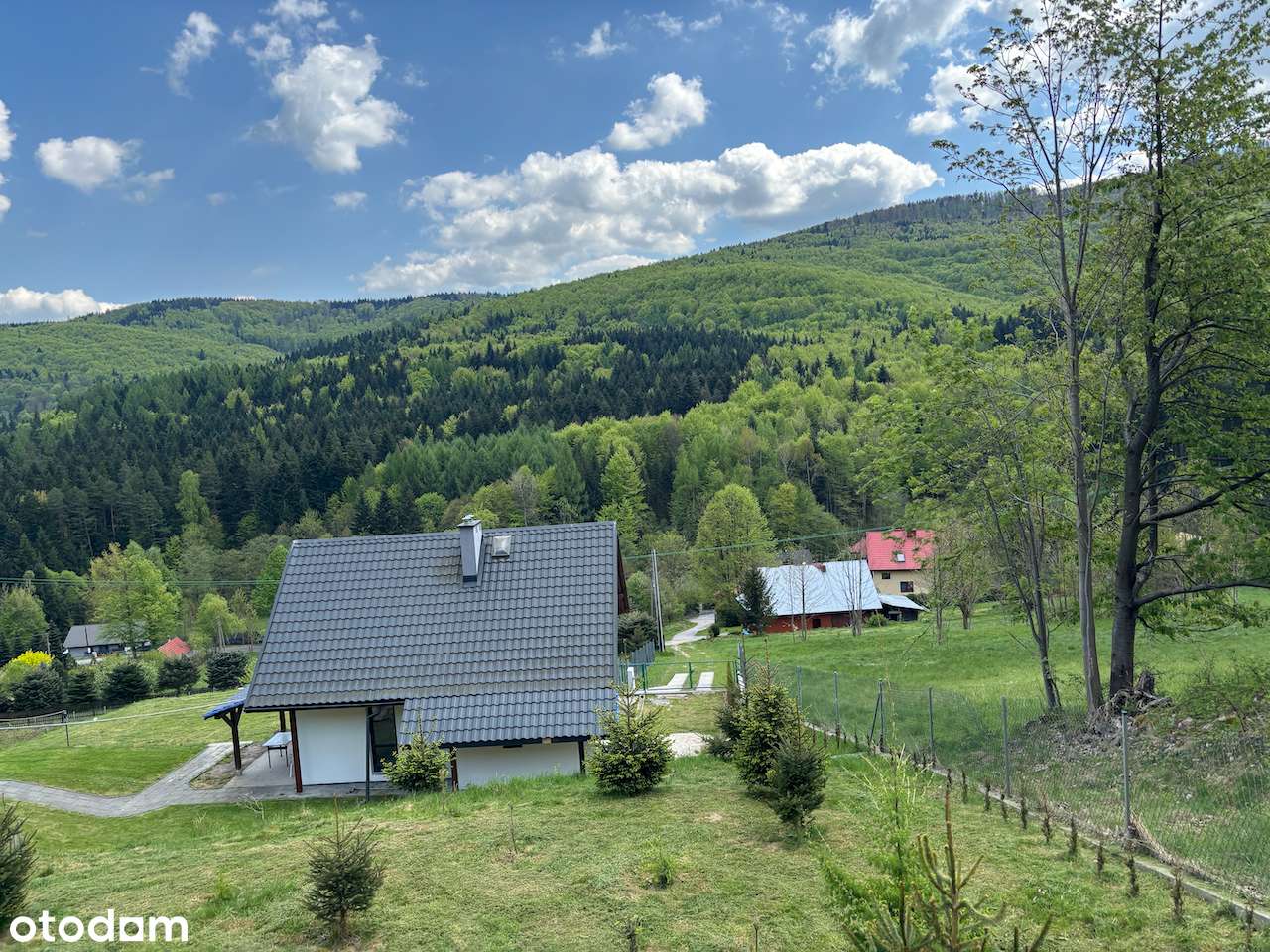 2 domy na widokowej działce 25 ar - Wyjątkowa nieruchomość w Beskidach - Pełny obrazek: 5/16