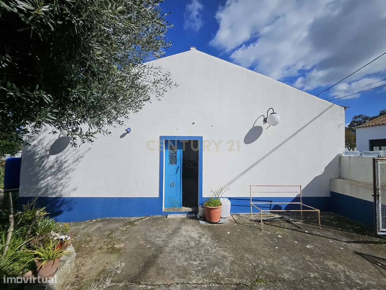 Moradia T2 + 1 com Quintal, Garagem e Anexo Sabugueiro, Arraiolos-28