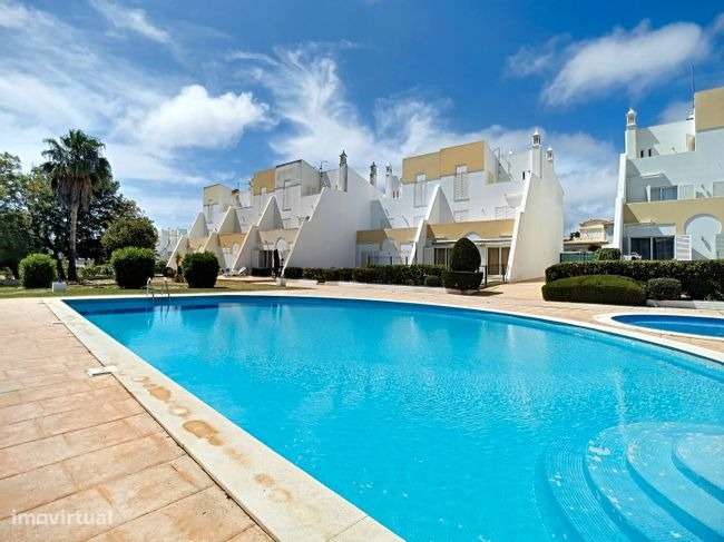 Moradia T3 em Localização Soberba para Arrendamento ao Ano - Grande imagem: 5/17