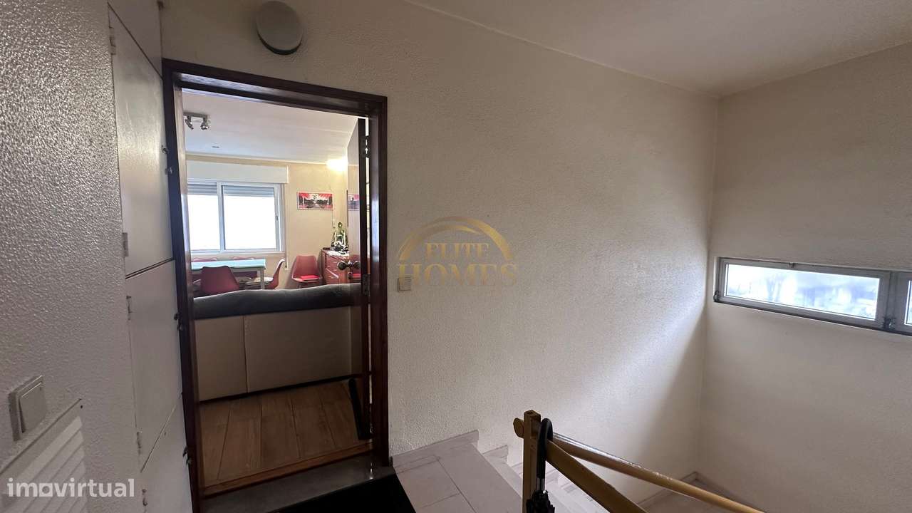 Apartamento T1, atualmente transformado em T1+1, Damaia (Amadora).-17