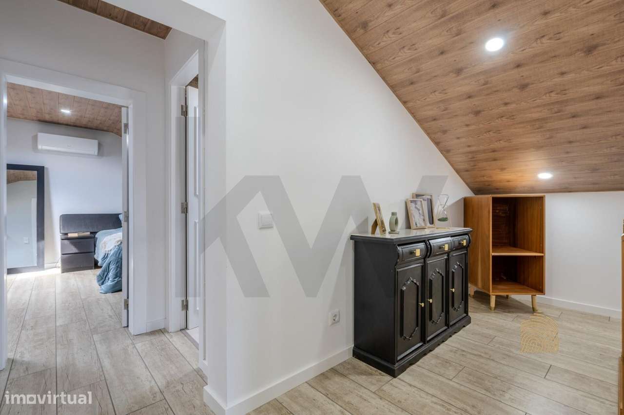 Moradia T4 remodelada com jardim, terraço e garagem | Vendas Novas-33