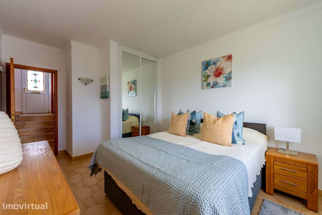 Espaçosa casa geminada de 3 quartos no Golf Santo António Resort, Bude-17
