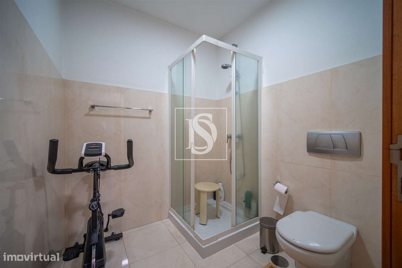 Exclusiva Moradia T4+1 c/ Piscina Aquecida e mais de 380 m²-23