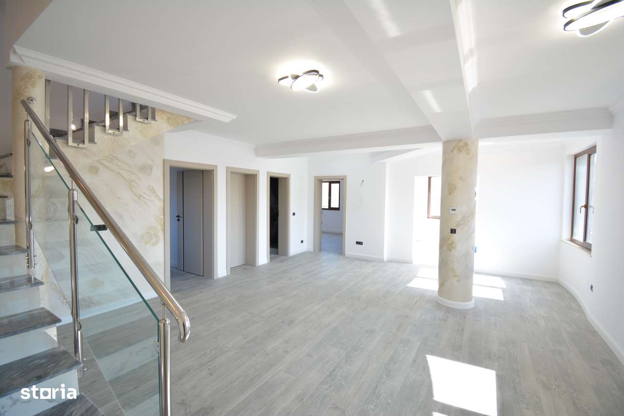 Casă individuală cu garaj, beci, parter si etaj - Imagine principală: 5/15