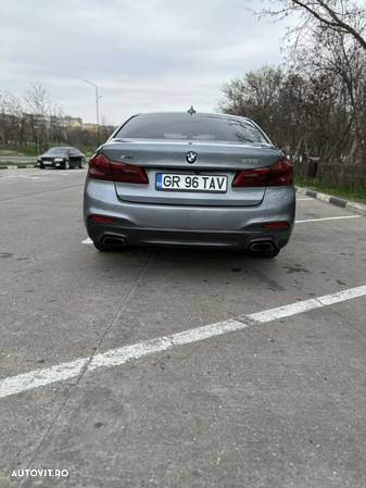 BMW Seria 5 530i xDrive AT - 14