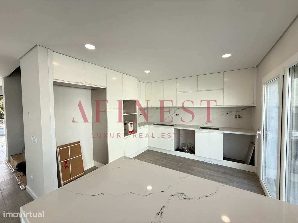 MORADIA T4 COM PISCINA EM ALCOCHETE - PRONTA A HABITAR - Grande imagem: 5/29