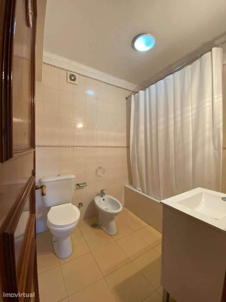Apartamento T1 para venda em Mem Martins-7