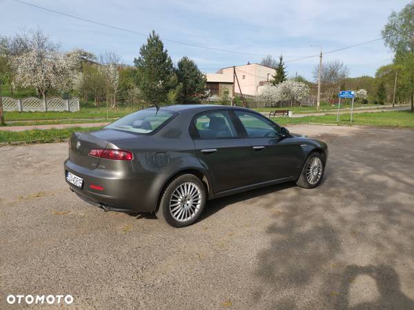 Alfa Romeo 159 2.4JTDM Distinctive - 9