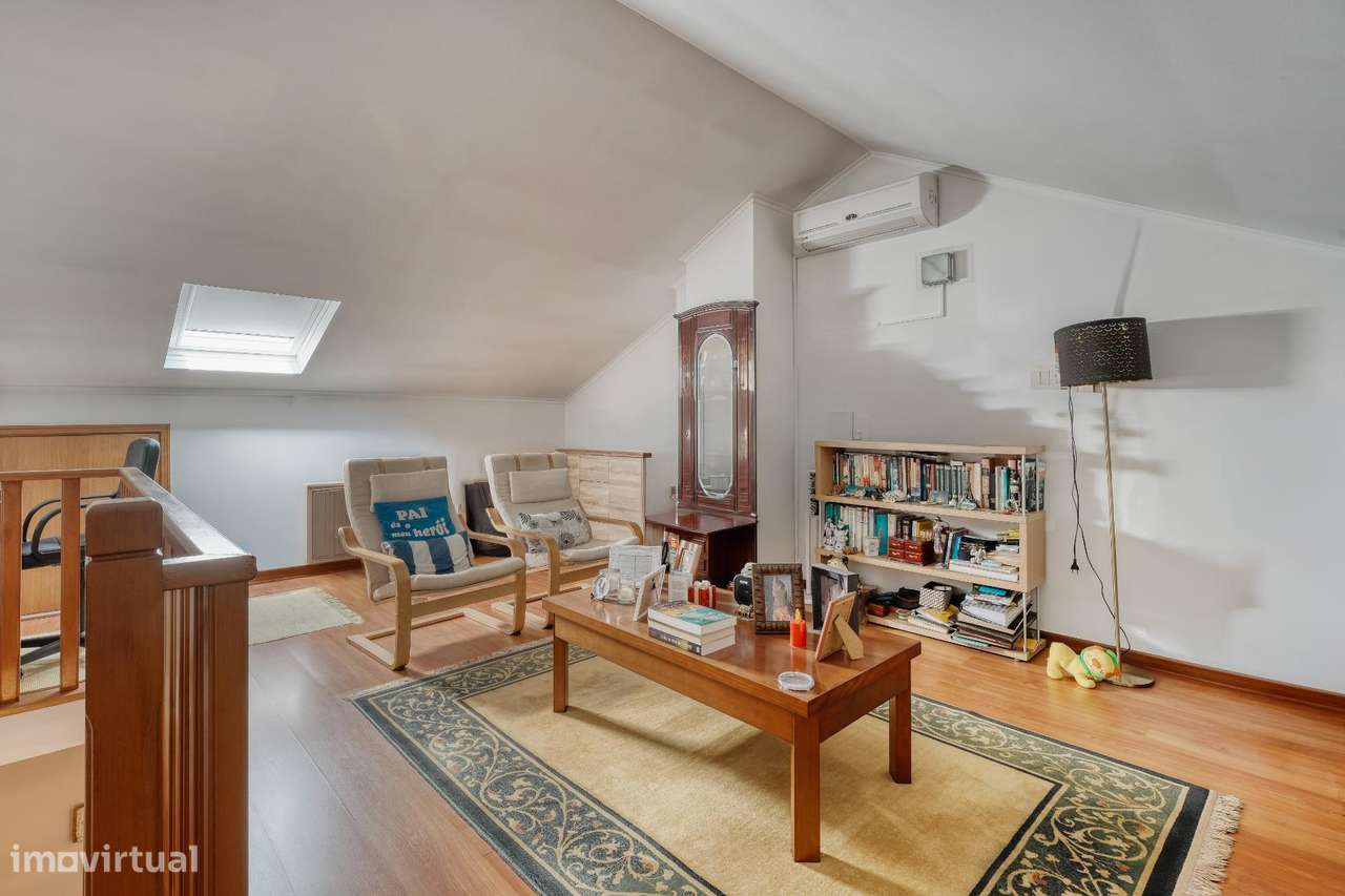 Moradia T3 · 3 Pisos · Garagem · Bacelos do Gaio,  – Seixal-22