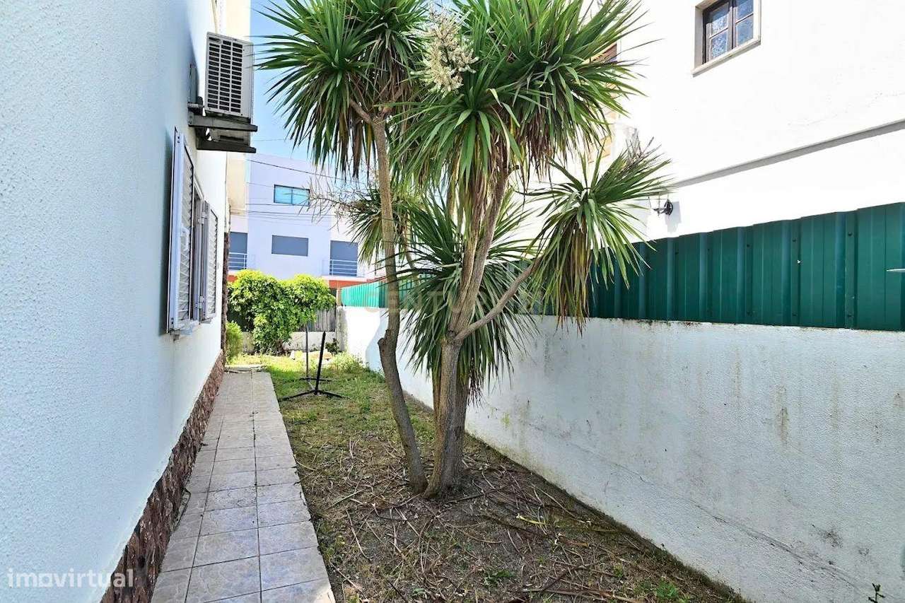 Espaçosa Moradia T3 na Quinta do Conde, Sesimbra - Grande imagem: 5/28