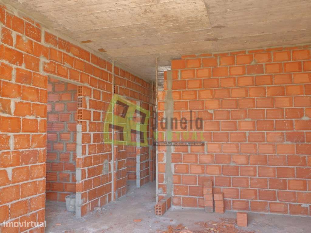 Moradia Geminada T3 em Construção | Fernão Ferro-19
