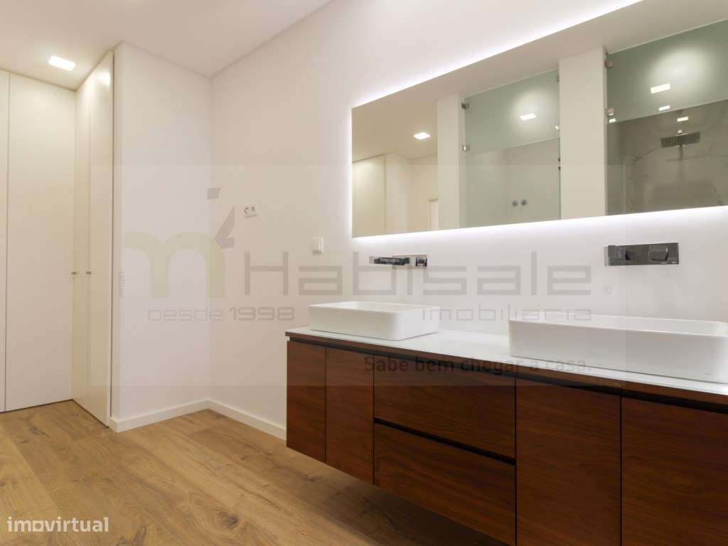 Moradia T4 em condomínio fechado em Loures, com piscina!-37