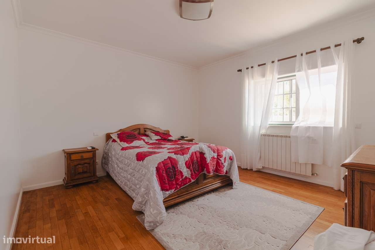 Moradia Isolada T4 / Casal de Matos / Leiria-14