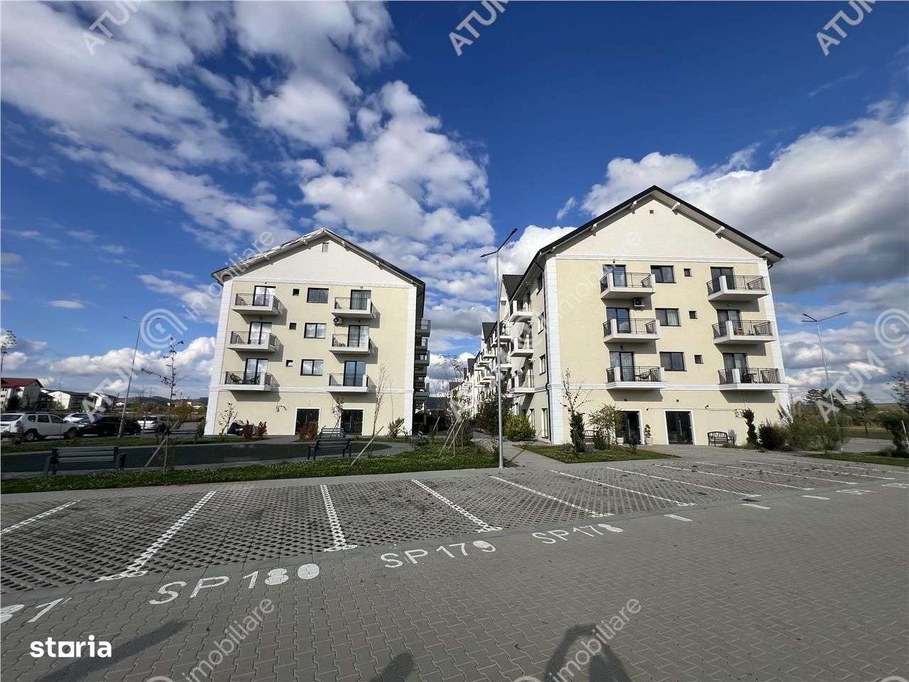 Apartament cu 2 camere decomandate balcon si loc parcare zona Brana - Imagine principală: 4/10