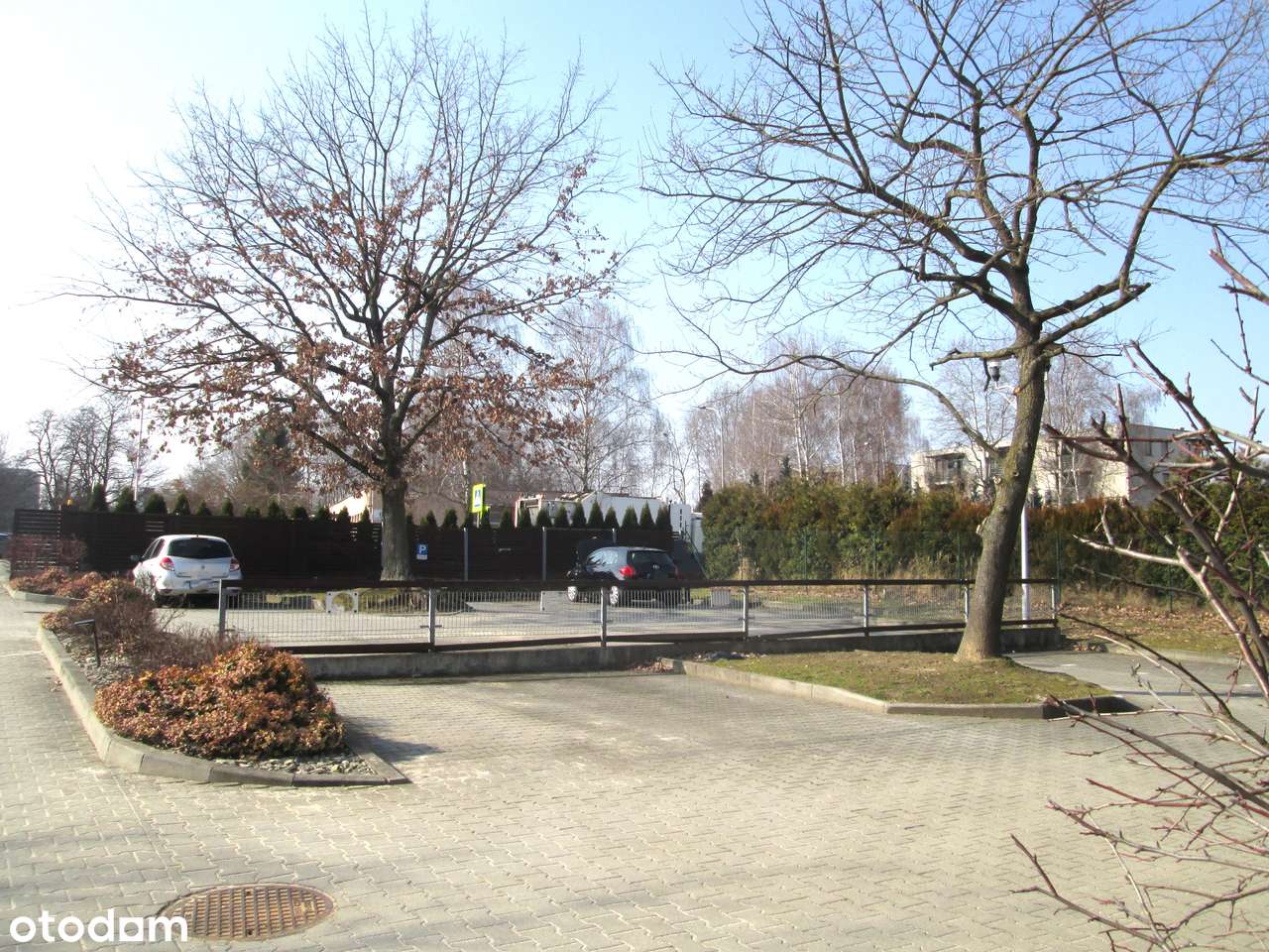 Bieżanów - Mieszkanie na kameralnym, spokojnym i ogrodzonym osiedlu.-18