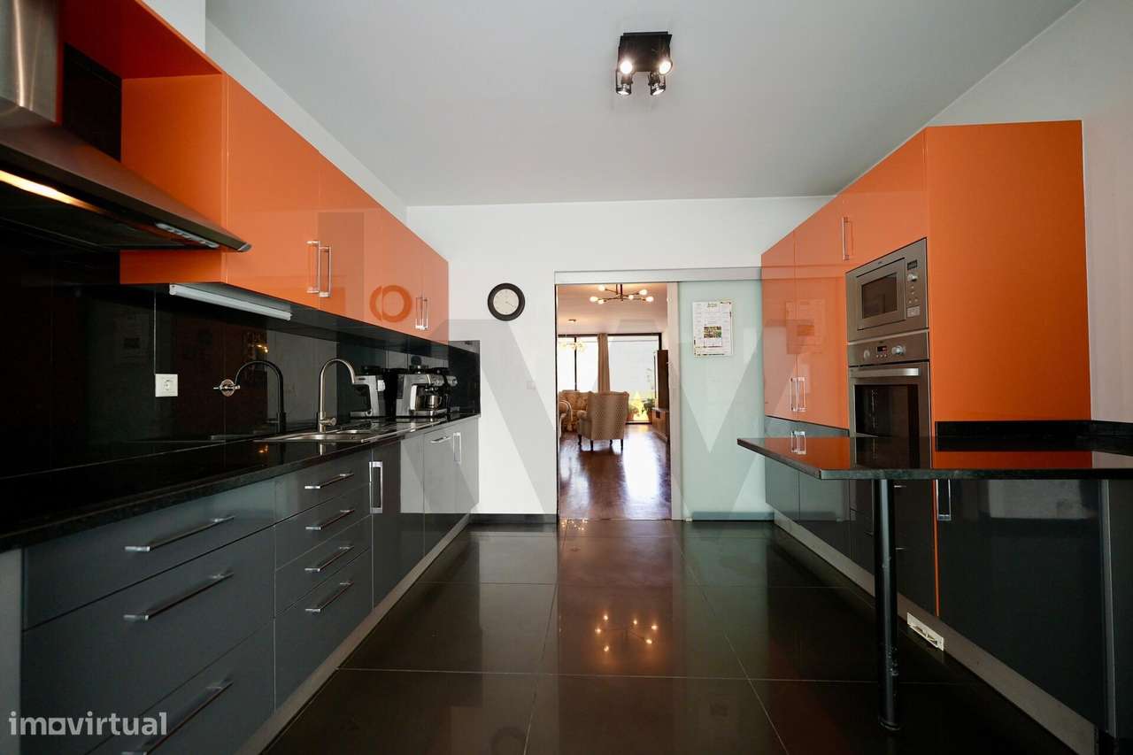 Apartamento T2 nas Madalenas com 170 m2 de área bruta, último piso.-30