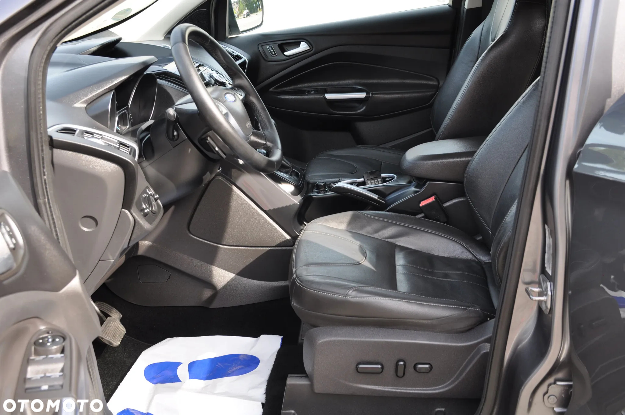 Ford Kuga 2.0 TDCi 4WD Titanium Plus - 22