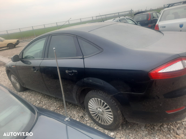 Dezmembrari/Dezmembrez Ford Mondeo - 3