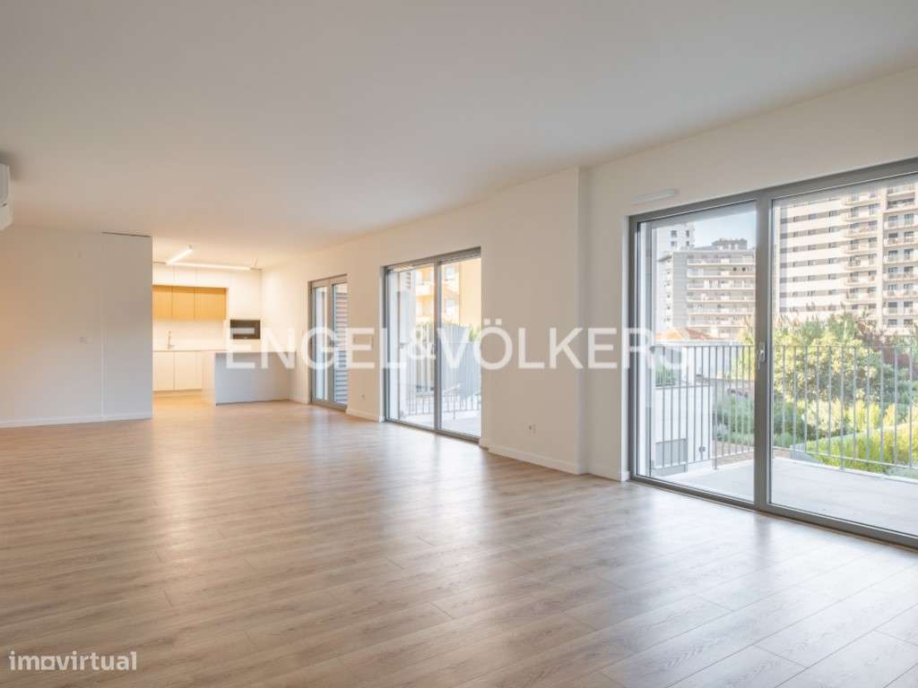Apartamento T3 Novo com garagem na Alta de Lisboa - Layout Residences-1