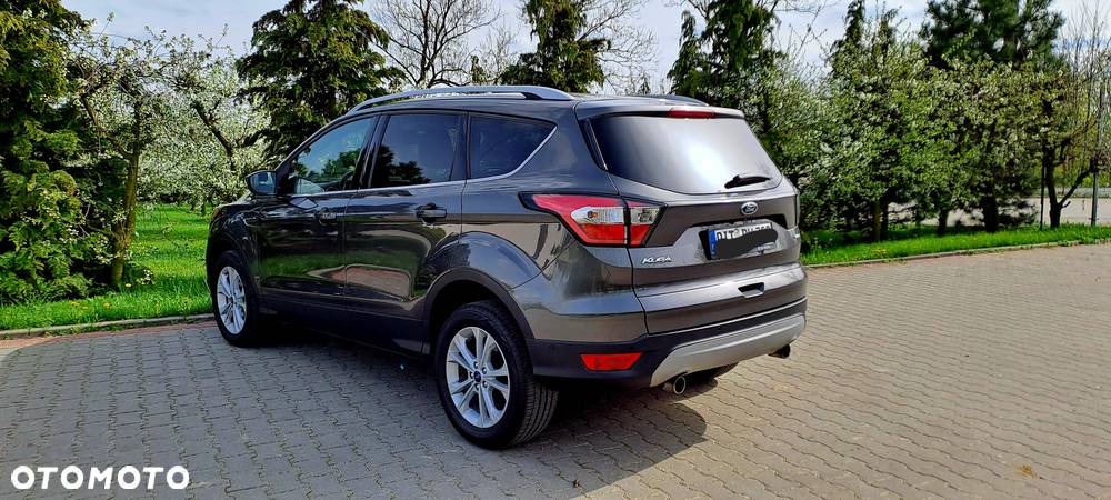 Ford Kuga 1.5 EcoBoost 2x4 Titanium - 8