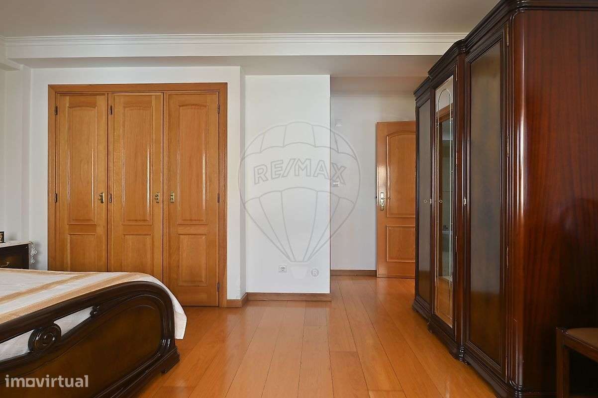 Apartamento T4 para venda-15