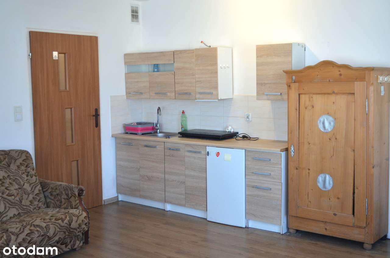 Mieszkanko na 2 piętrze w centrum - Pełny obrazek: 2/6