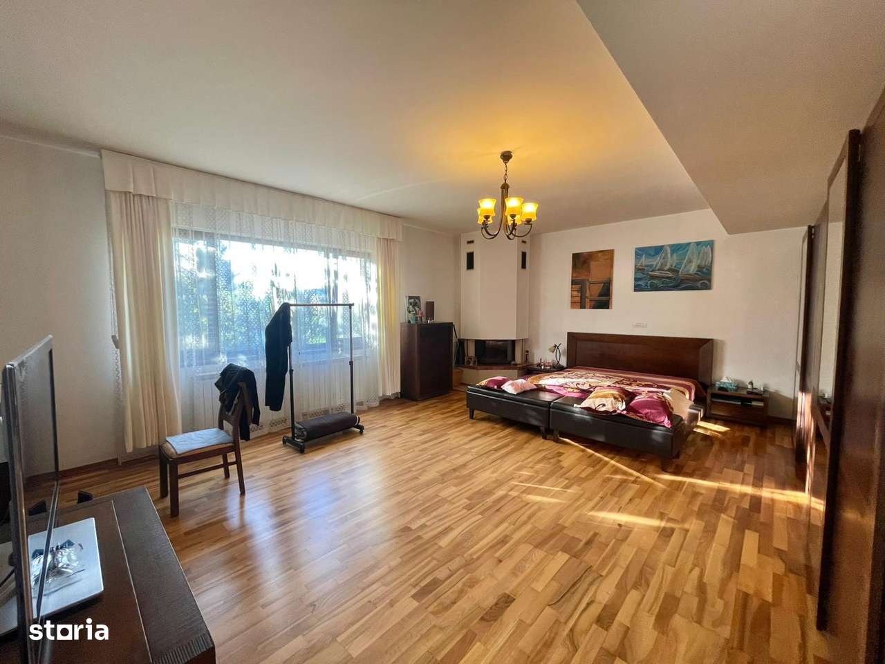 Casa - Damaroaia, Expozitiei, Herastrau-11