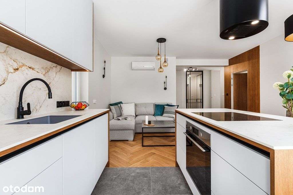 Piętro nowego domu z garażem, ogrodem,klimatyzacją-3