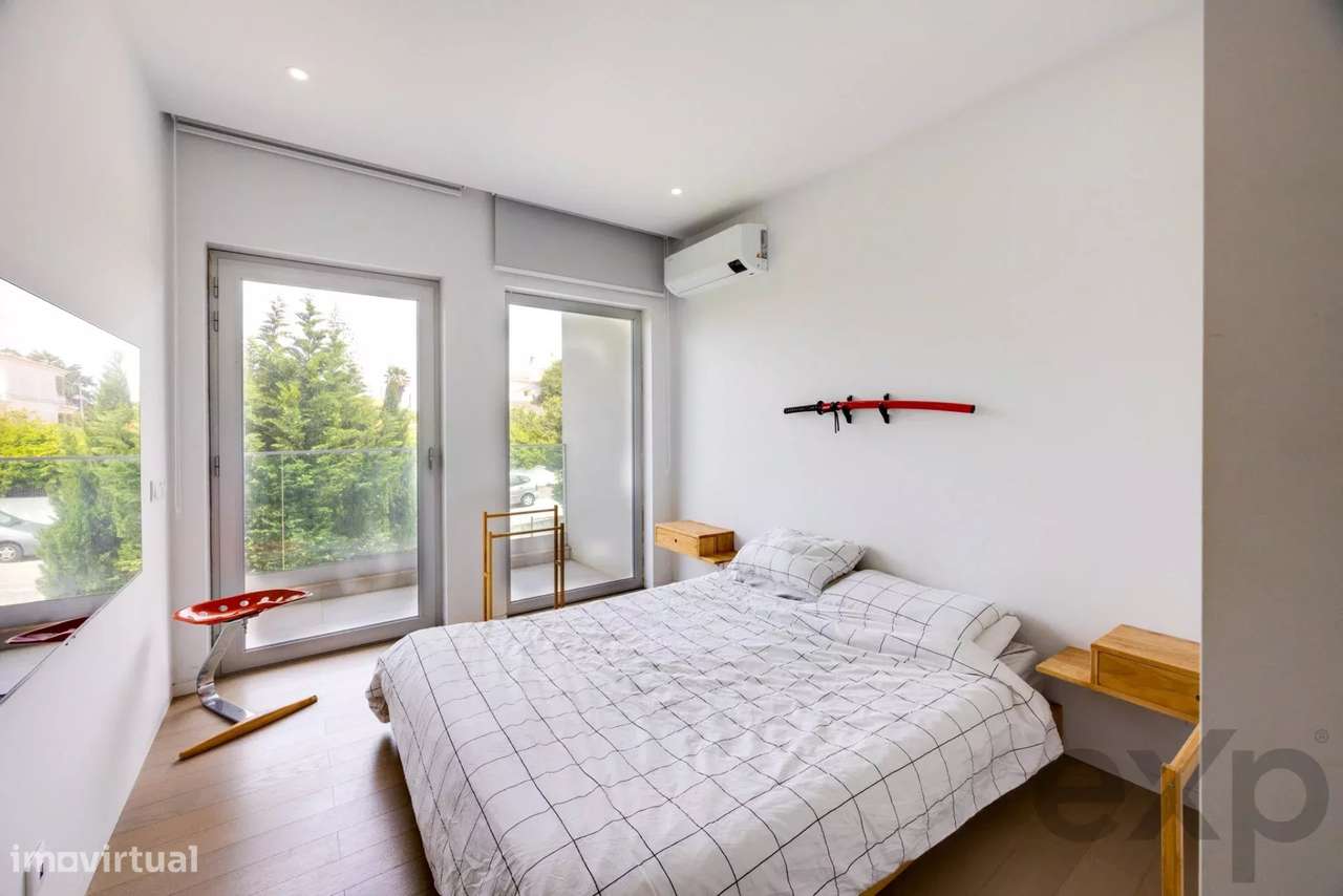 Moradia T4 com Piscina Aquecida de 17,5m e Apartamento Independente em-4