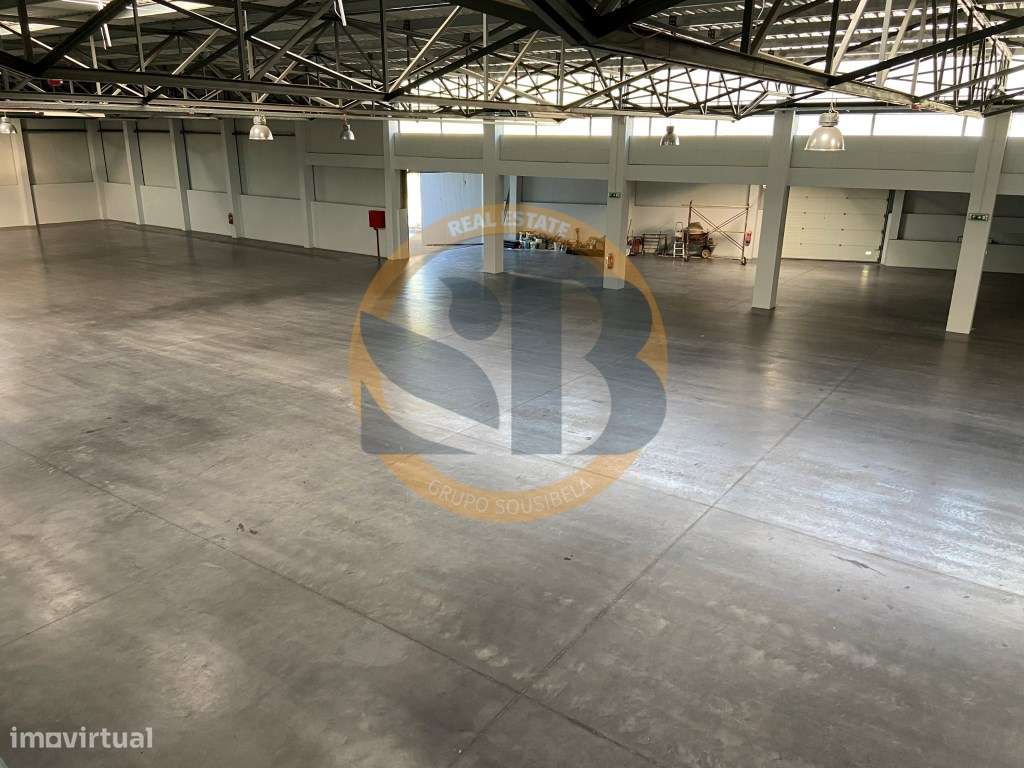Armazém Industrial em Ovar - Junto à EN109-15