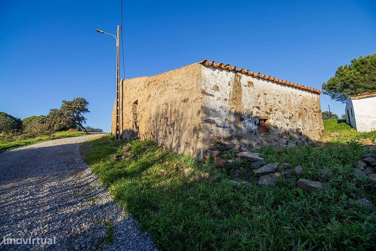 Moradia T2 para venda-9