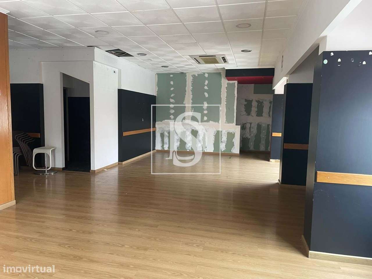 Loja na Encosta do Sol - Grande imagem: 5/20