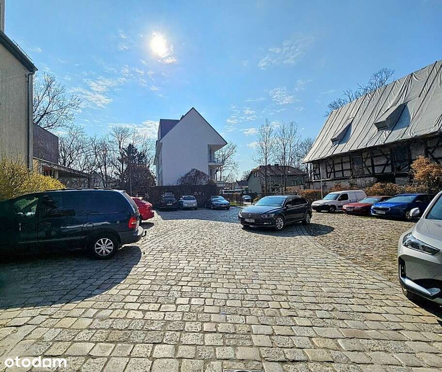 Garaż-2xmiej. postoj 30m2 Wroc. Oporów Dzierżonia-3