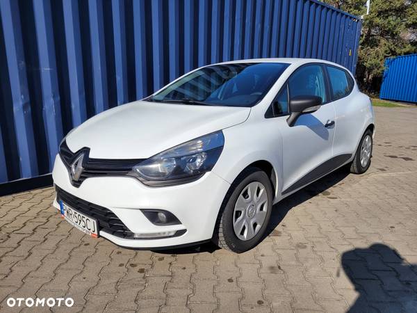 Renault Clio - 1