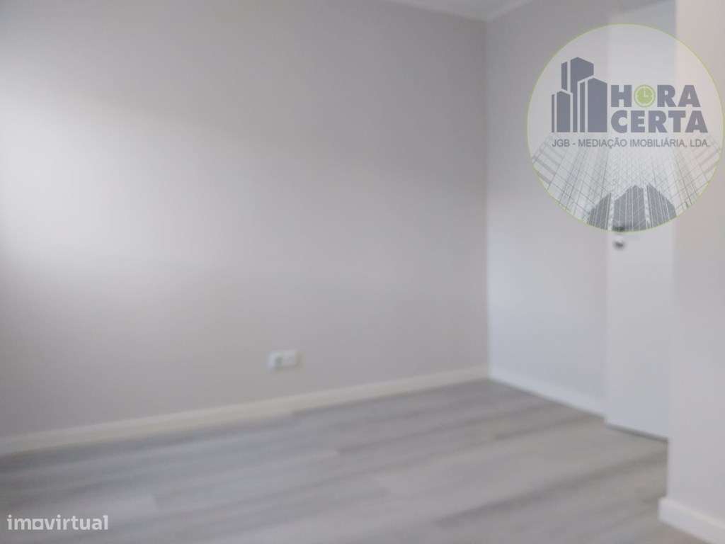 Apartamento T3 Laranjeiro!-6