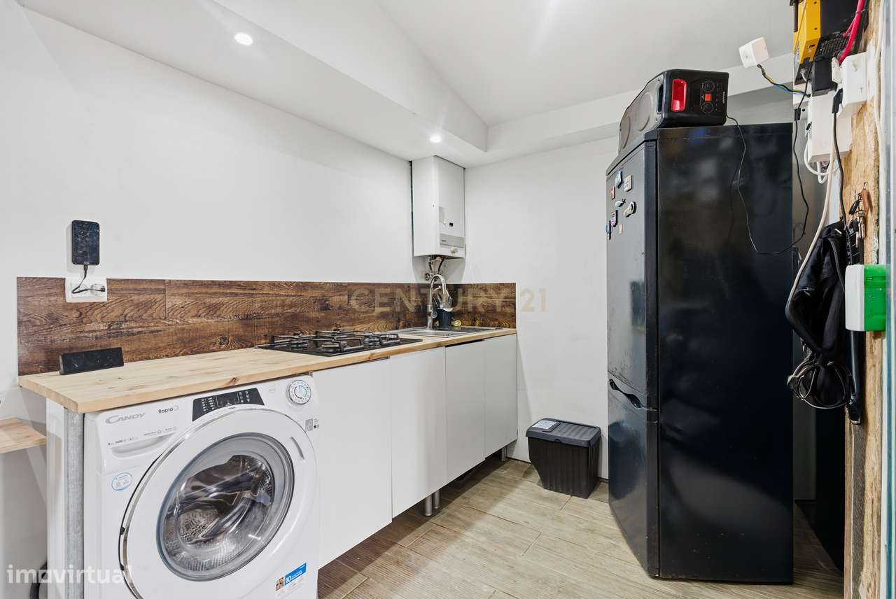 Moradia Semi-Remodelada - Grande imagem: 4/13