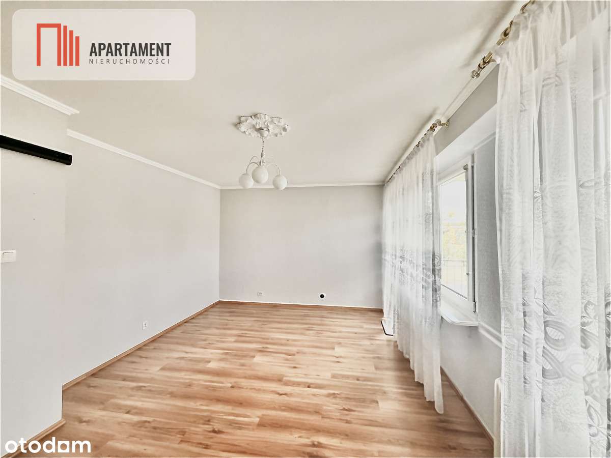 1 piętro, jasne, dużo miejsc parkingowych-1