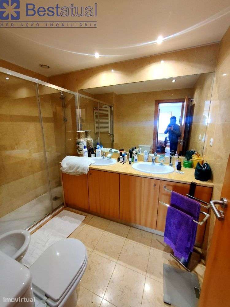 T 3 - 2 Suites -Cond. fechado -Vistas deslumbrantes-32