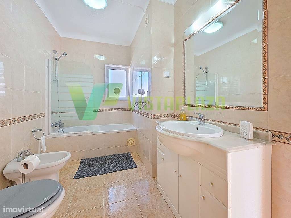 Moradia T3 com Vista Mar Perto de Carvoeiro com Jardim e Piscinas C...-19