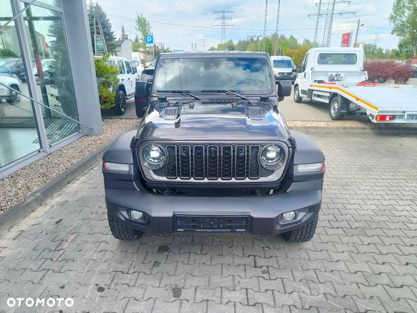 Jeep Wrangler Unlimited GME 2.0 Turbo Rubicon - 3