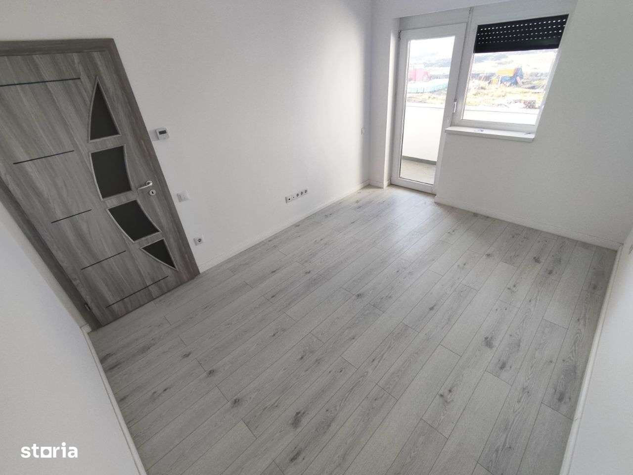 Apart 3 cam, Cămară, 2 BAI, la cheie, incalz pardoseala, 2 balcoane-14