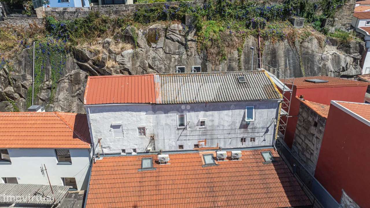 Moradia T1+1 com Licença de Alojamento Local | Porto-19